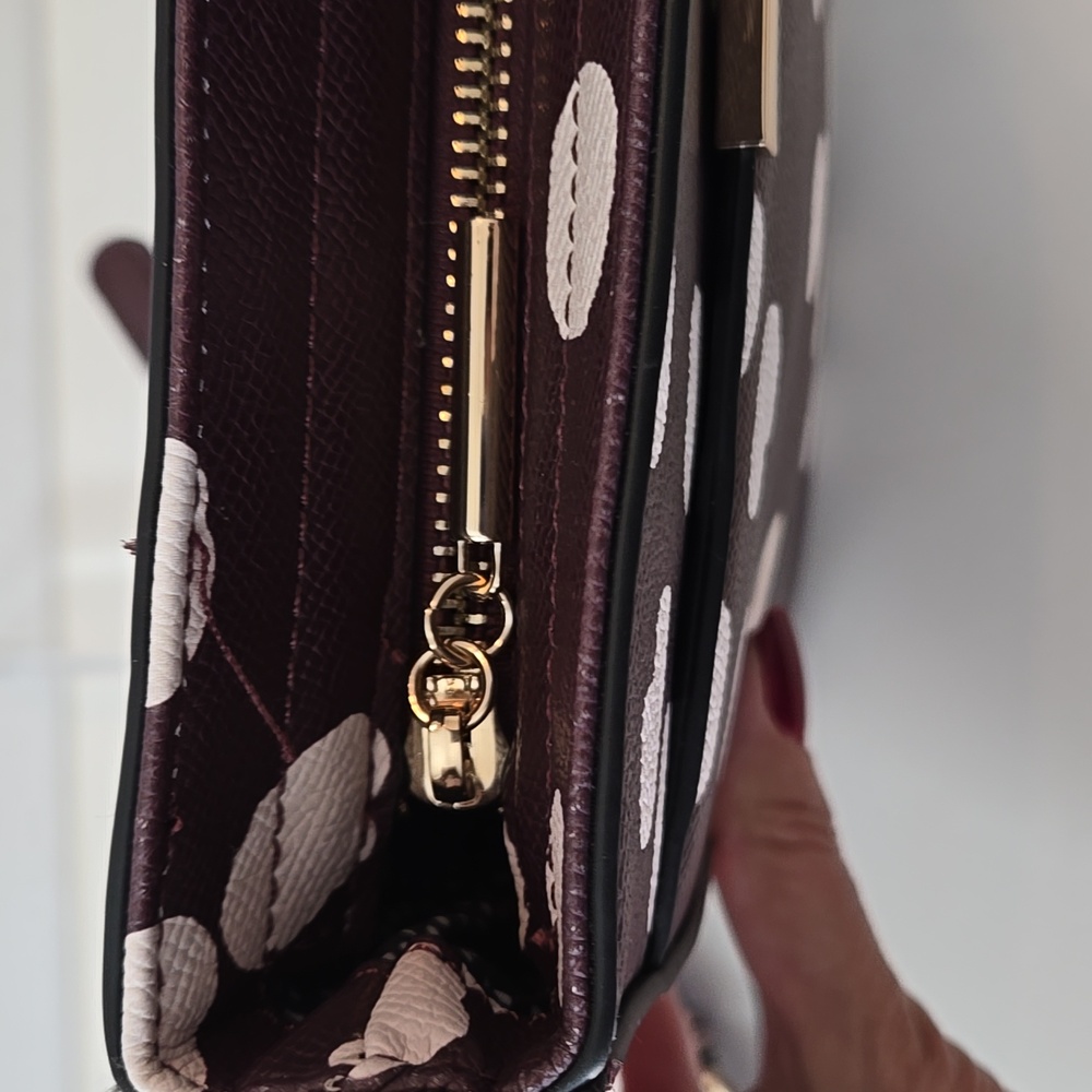 41 Hawthorn Faux Leather Crossbody Bag | Burgundy & Cream, Gold Hardware, NWOT - Picture 4 of 12